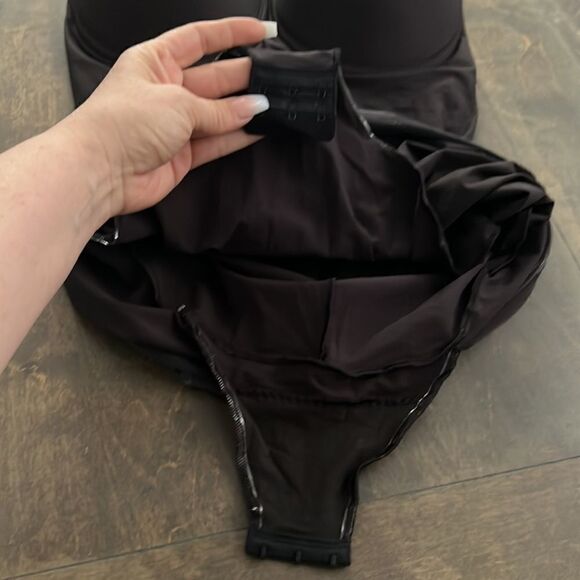Ambrielle Wonderful Edge Strapless Convertible Shapewear Slips - 129-3020 Sz-40C - Picture 11 of 11